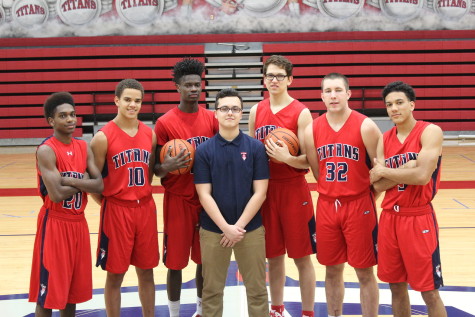 Seniors on the Varsity basketball team