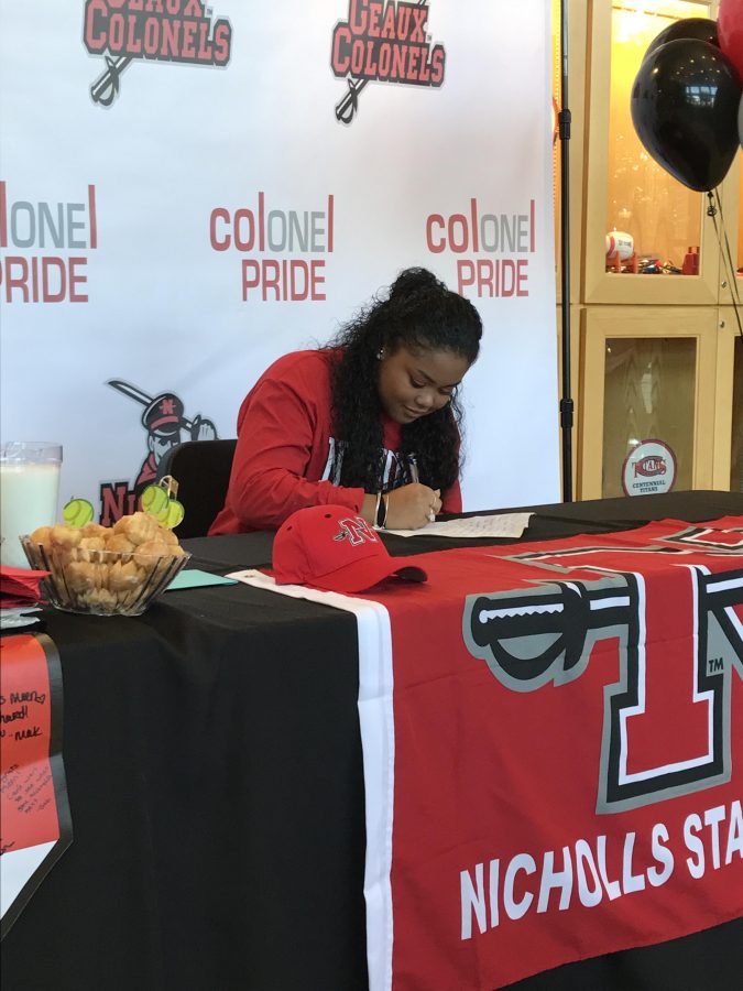 Yasmeen Williams signs with Nicholls State University.