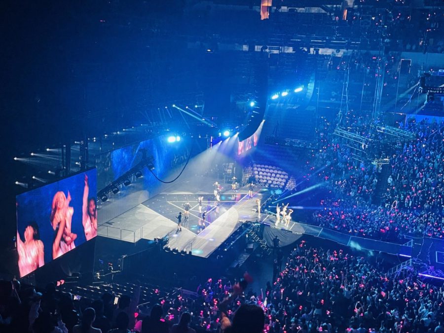 A photo of the BLACKPINK concert at American Airlines center